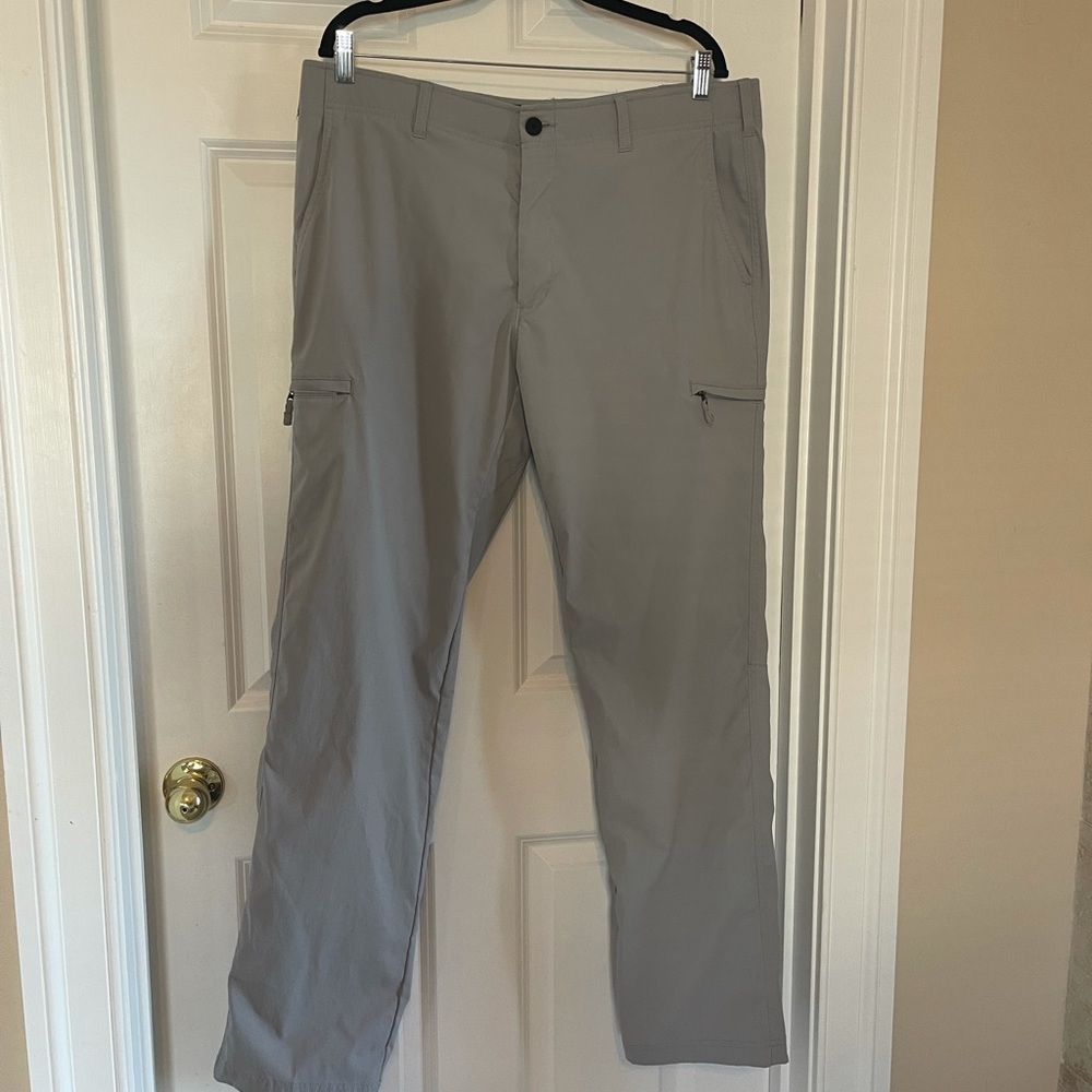 Haggar In Motion- the Elements, utility pant straight fit sz 38 X 34